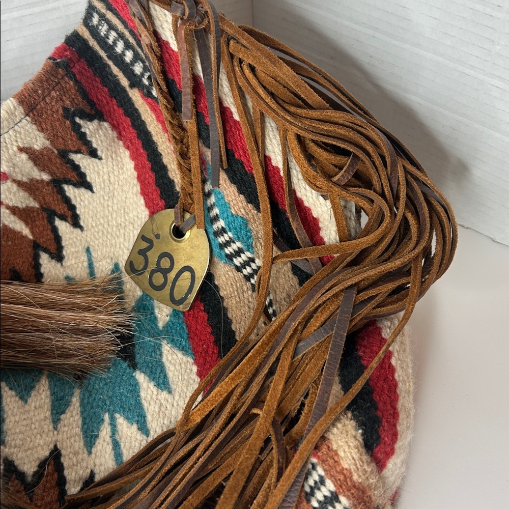 Espuela Design Co handcrafted handfringed wool saddle blanket bag MSRP $529 - Picture 3 of 12